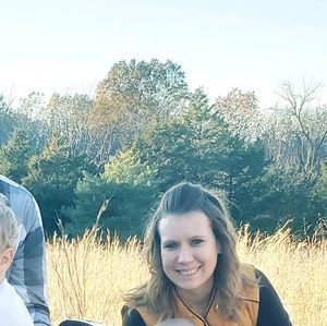 Meet your Posher, Katelyn